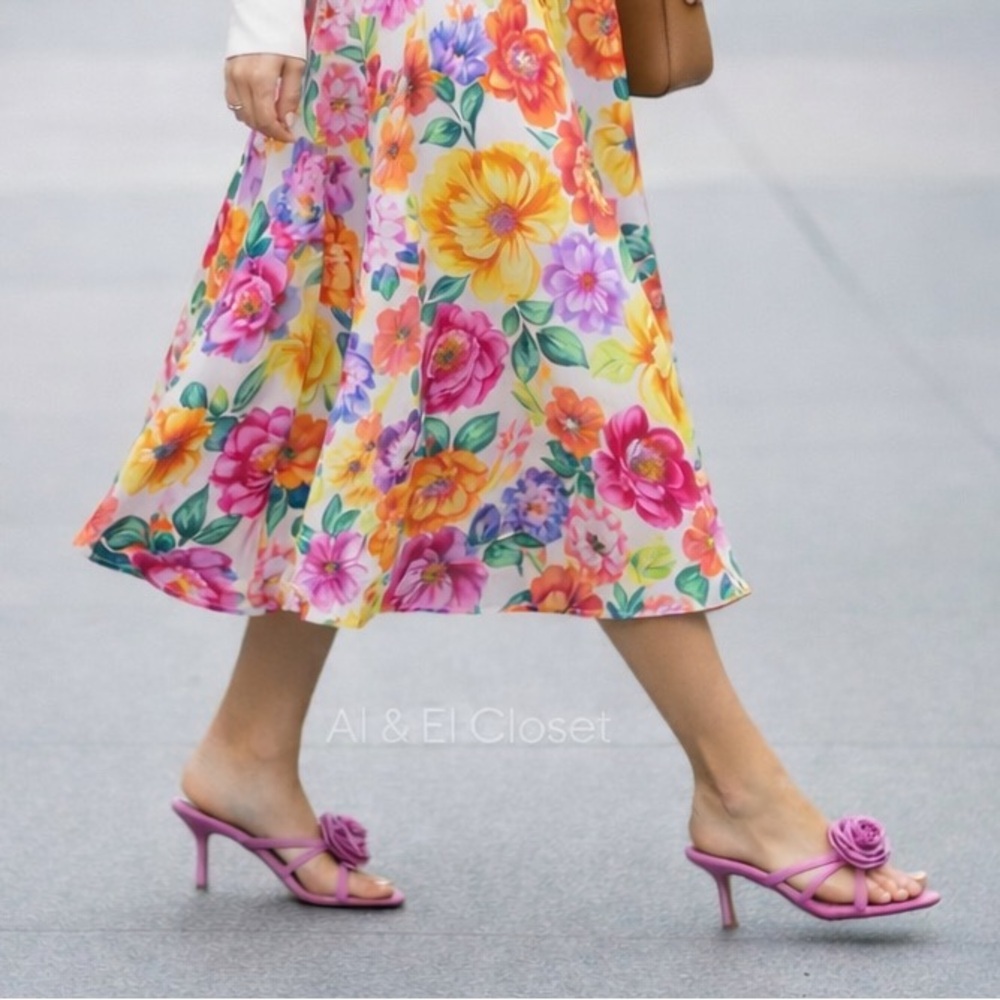Dolce Vita Pink Floral Rose-Embellished Kitten Heel Mules